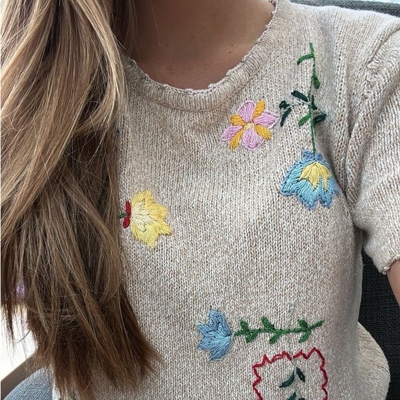American Vintage Sweaters - Vintage Floral Grandma Sweater